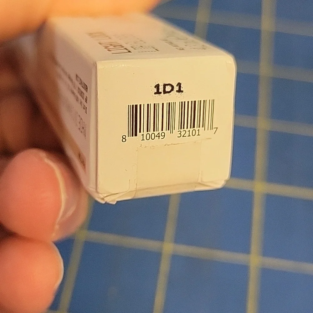About-Face Light Lock Lip Gloss 4.3ml - Payton New Sealed Box